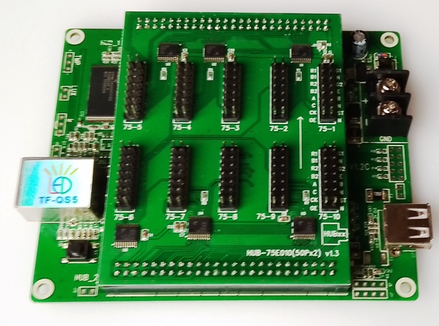 Асинхронен Контролер за RGB LED Дисплей 320x128 - 8xHUB75