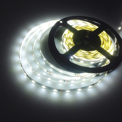 Комплект Неутрално Бяла LED ЛЕНТА SMD5630 300 диода 72W 5 метра - Затвори